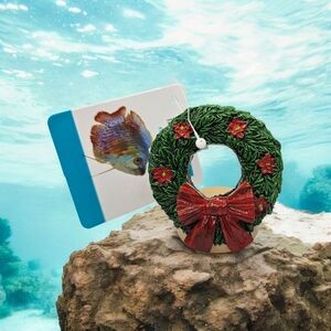 Imagitarium Christmas Wreath Aquarium Decor